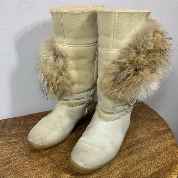 Shoes - Vintage winter fur boots